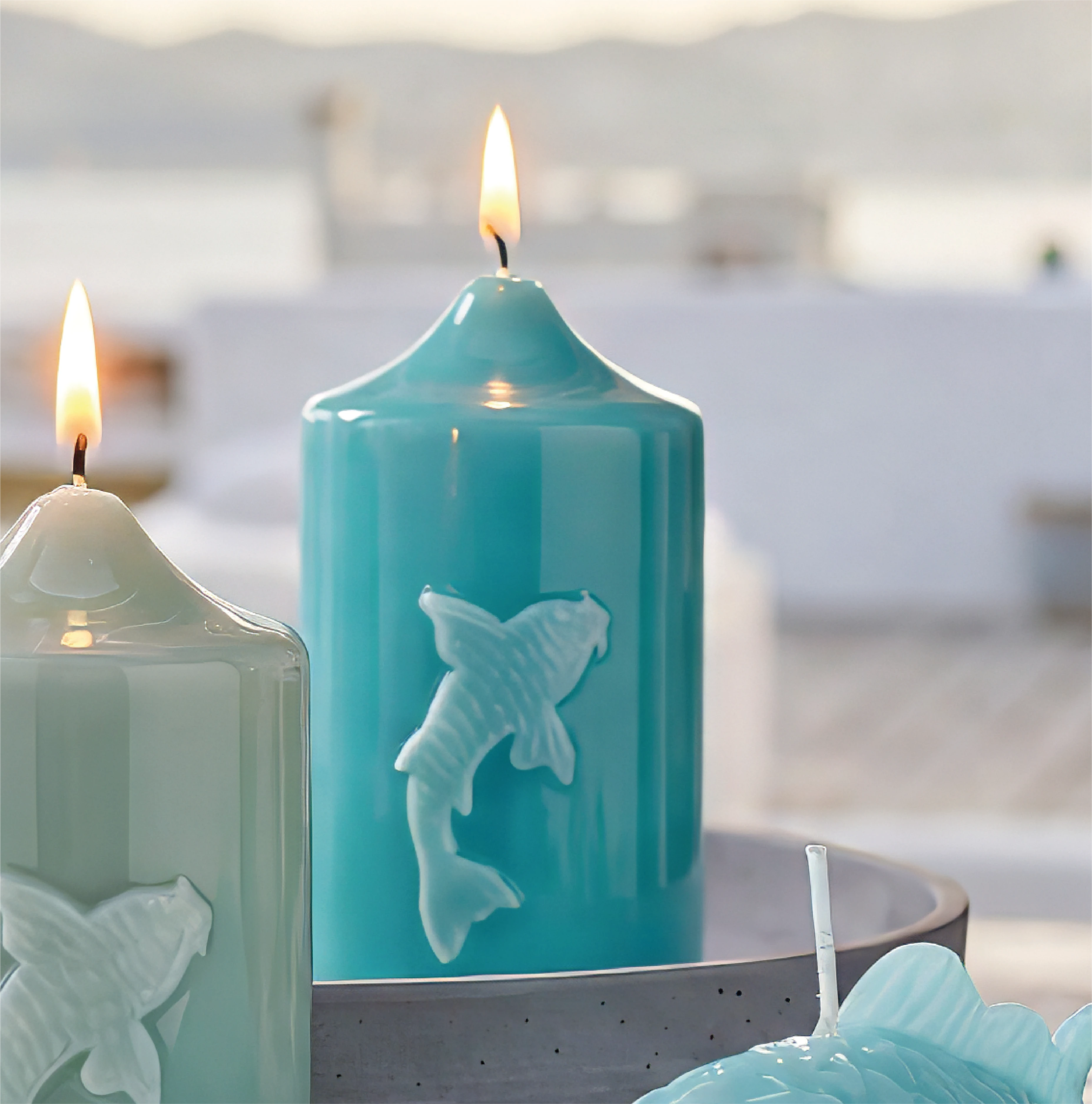 Stumpenkerze mit Fisch Glanz-Lack