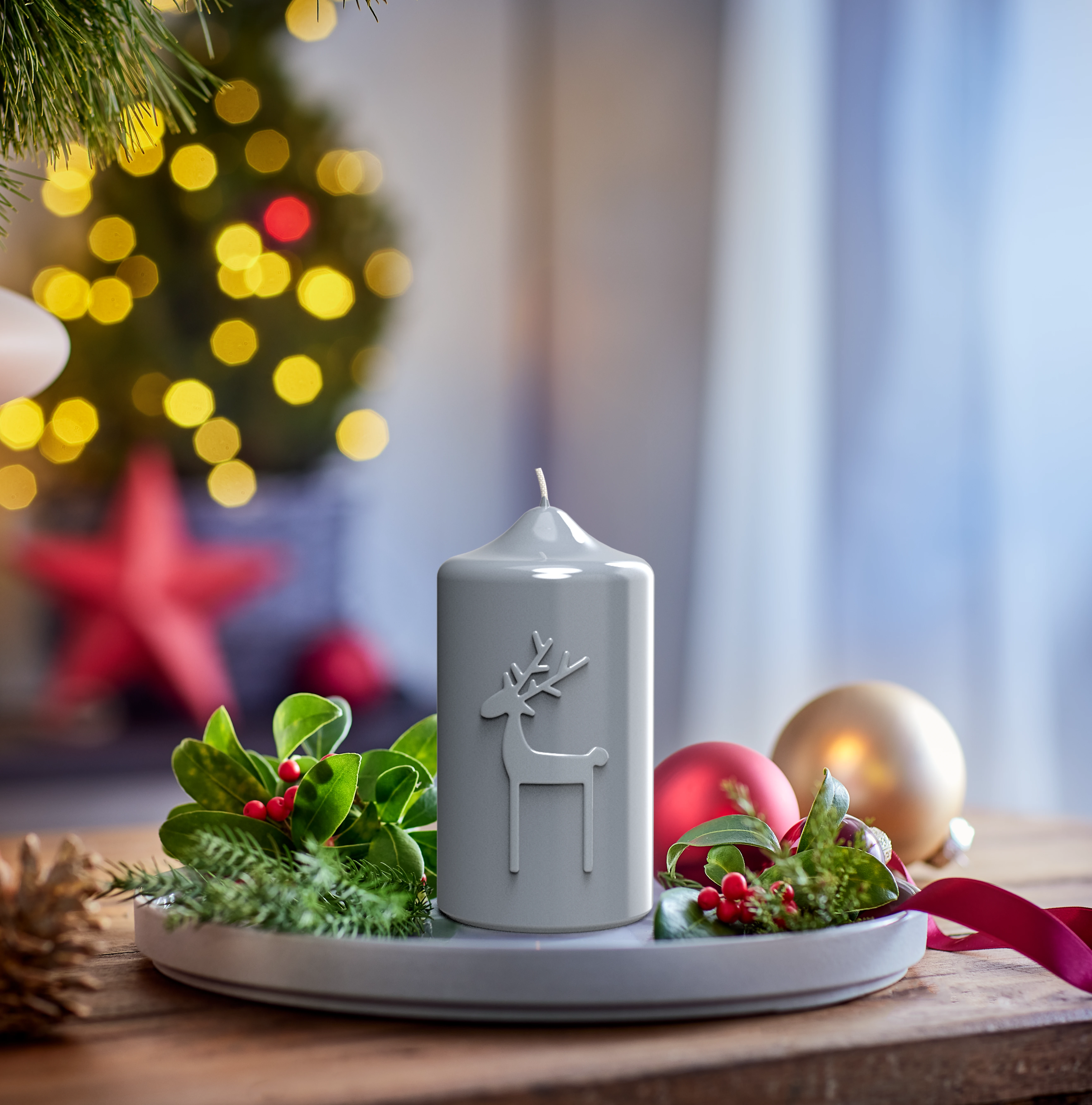 Stumpenkerze mit Hirsch Glanz-Lack