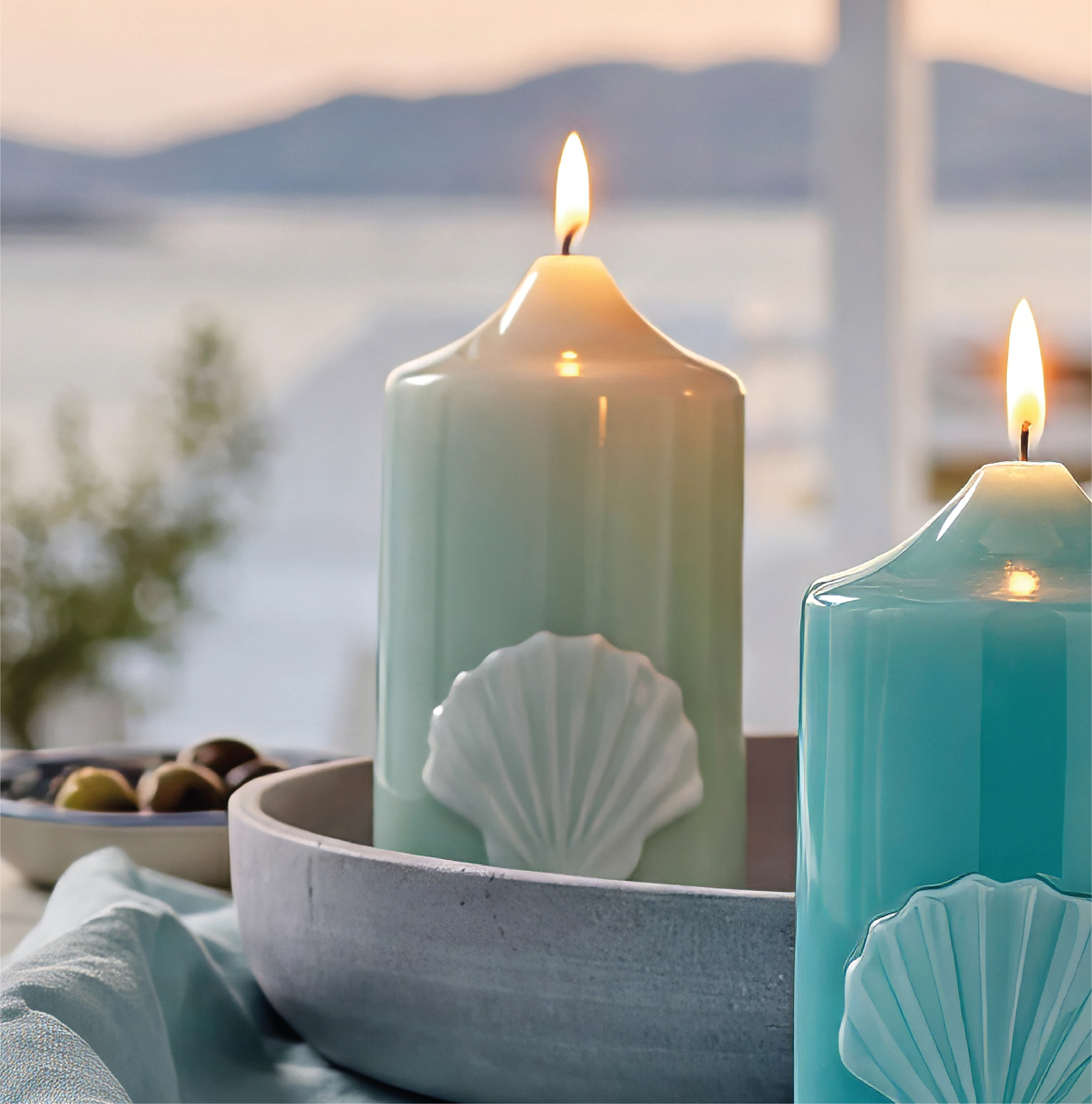 Stumpenkerze mit Muschel Glanz-Lack