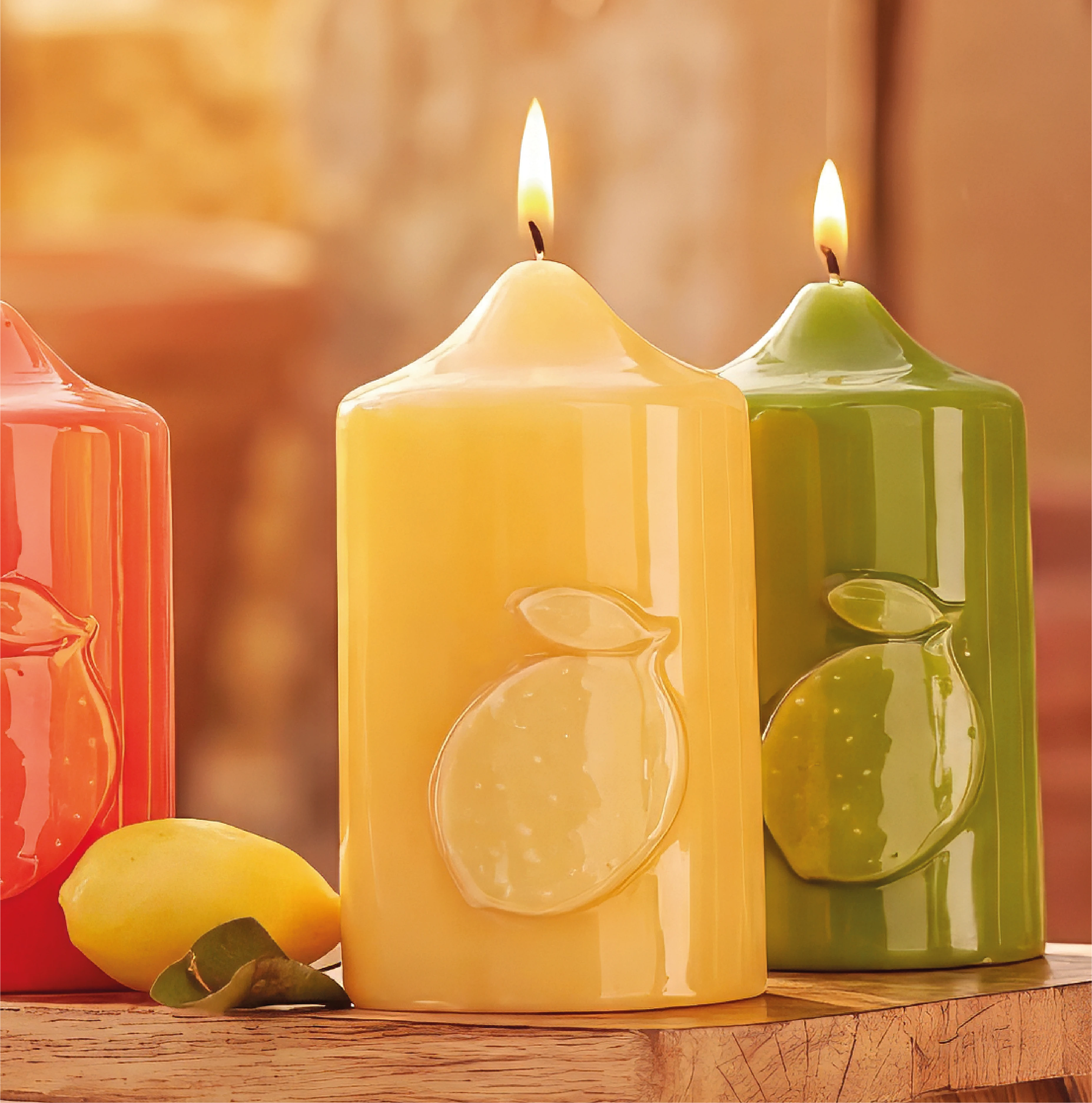 Stumpenkerze mit Zitrone Glanz-Lack