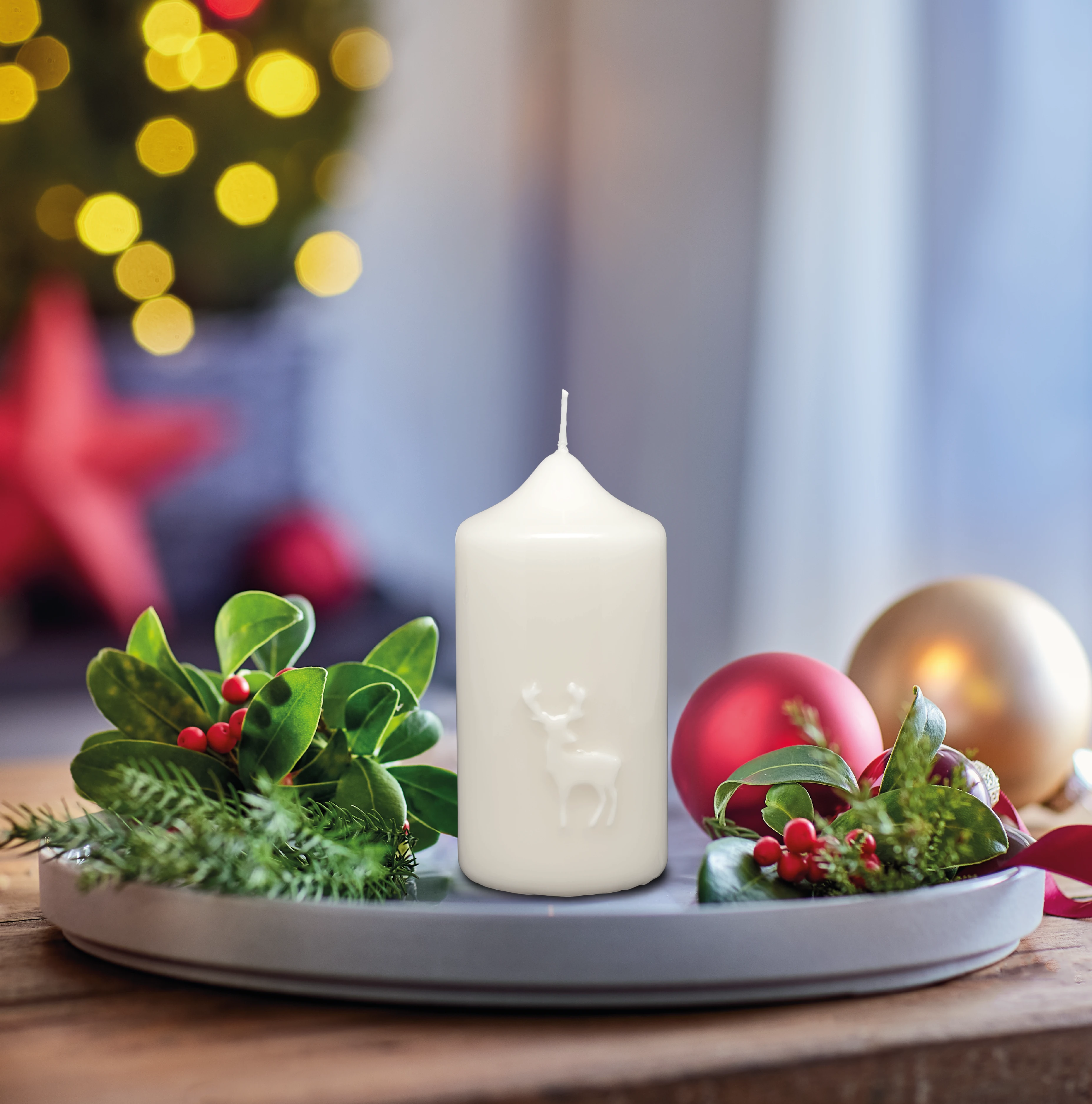 Stumpenkerze mit zartem Hirsch 4er-Set Glanz-Lack